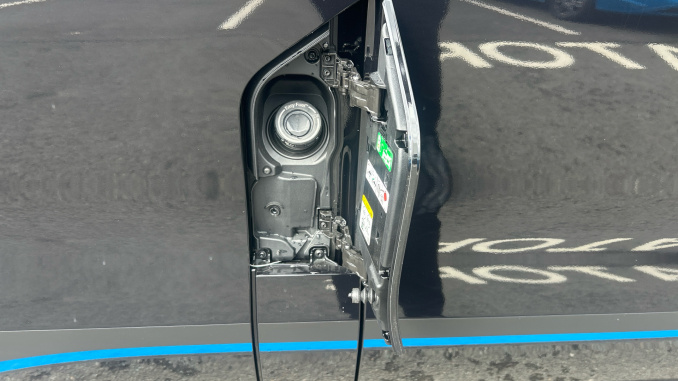 Ford Transit Custom 320 L1 Petrol Fwd 2.5 PHEV 232ps H1 Double Cab Van Sport Auto [NI] - Image 26